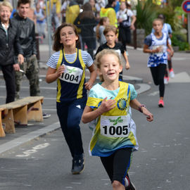 30e édition de la Corrida de Villejuif avec 2 courses adultes et 5 courses enfants.L'intégralité des photos des courses adultes sur https://t.co/T5aKXuC3KB