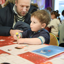 Pendant 2 semaines, la ville a choisi de mettre en valeur le droit à la santé des enfants avec des conférences et ateliers, des expos, des formations et de nombreuses animations et jeux pour les enfants et leurs parents.[photos Sylvie Grima / Lucile Cubin]