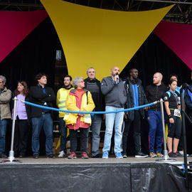 30e édition de la Corrida de Villejuif avec 2 courses adultes et 5 courses enfants.L'intégralité des photos des courses adultes sur https://t.co/T5aKXuC3KB