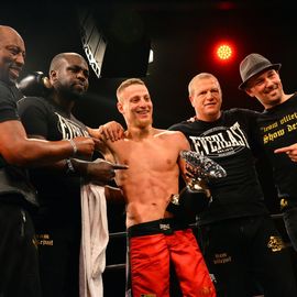 1ère édition du Villejuif Boxing Show, gala de boxe anglaise amateur et boxe pieds-poings pro. Un évènement à guichet fermé avec de prestigieux titres en jeu!