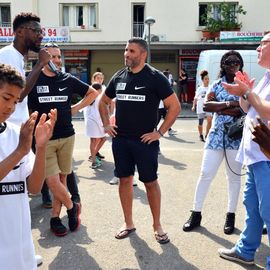 Samedi 22 juin, les Golden Blocks débarquaient à Villejuif avec 3 challenges d'athlétisme pour les jeunes de 8 à 16 ans: Sprint en duel / High Jump / Mile. Le tout entrecoupé d'animations Breakdance / BMX / Hip-Hop / DJ / Double Dutch...