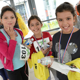 30e édition de la Corrida de Villejuif avec 2 courses adultes et 5 courses enfants.L'intégralité des photos des courses adultes sur https://t.co/T5aKXuC3KB