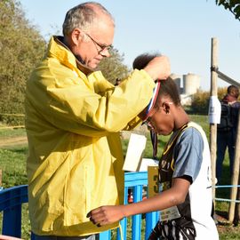 Dimanche 13 novembre, l'ASFI Villejuif Athlétisme organisait son 1er cross à destination des jeunes, au Parc Départemental des Hautes Bruyères. Pour cet évènement sportif, 17 clubs ont fait le déplacement avec plus de 500 athlètes âgé·e·s de 6 à 14 ans (catégorie Eveils à Minimes) ! [Photos Lucile Cubin]