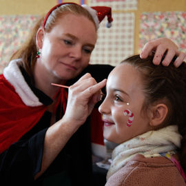 Retour en images sur les fêtes de Noël dans les Maisons pour tous, les Accueils de Loisirs, les ateliers dans les médiathèques ou encore les portes ouvertes de l'atelier 28.