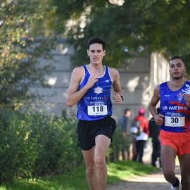 Une grande fête du sport avec près de 1500 coureur·se·s sur les 5/10km, courses jeunes et familles.Les vainqueurs des 10km ont battu le record de l'épreuve, avec la 8e meilleure performance mondiale chez les femmes!1700 euros ont été reversés à l’association Une maison au cœur de la vie, qui vient en aide aux familles dont les enfants sont hospitalisés à l’Institut Gustave-Roussy. Un grand merci aux 150 bénévoles, aux associations villejuifoises, et à tous les services de la ville.[Photos ©Anja Simonet / ©Raphaël Garnier]