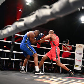 Déjà la 6e édition du Villejuif Boxing Show. Une soirée de qualité cette année encore avec des combats de haut niveau national et international en boxe anglaise et boxe pieds-poings. [photos Sylvie Grima / Lucile Cubin]