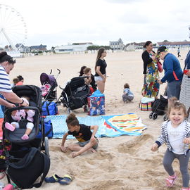 Avec l'opération "Villejuif à seulement 4,30€ de la mer", des centaines de Villejuifois peuvent bénéficier d'une sortie à la journée en bord de mer.