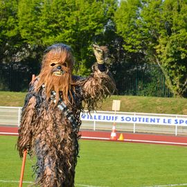 Toute la journée du 19 avril, le stade Louis Dolly a résonné des foulées et des cris d'encouragement des élèves d'élémentaire de Villejuif venus participer à la traditionnelle Course d'Endurance scolaire.