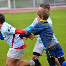 Le 1er tournoi d'école de rugby U10 (moins de 10 ans), organisé par le Rugby-Club du Val-de-Bièvre.