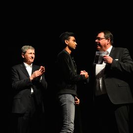 Les jeunes Villejuifois se sont rendus nombreux à cette soirée en leur honneur, pour récompenser leur réussite aux examens de tous niveaux (Bac, BEP, Master...) au cours de l'année 2018, et ponctuée d'une grande tombola et du concert de Nessryne.