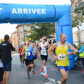 Des courses pour tous avec un 5km, un 10km qualificatifs championnat de France + une marche de 5 km. 