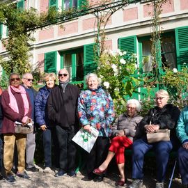 Les Seniors villejuifois à la découverte de Giverny : la fondation Claude Monet, son manoir normand et ses jardins, avant un déjeuner-dansant au Moulin de Fourges.