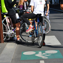 Un plateau élite relevé sur le 10km couru en moins de 29mn, de nombreux coureurs et marcheurs amateurs sur le 10, le 5 et le Run'N'Bike, et la relève déjà assurée avec les courses des jeunes l'après-midi!