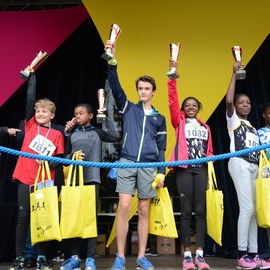 30e édition de la Corrida de Villejuif avec 2 courses adultes et 5 courses enfants.L'intégralité des photos des courses adultes sur https://t.co/T5aKXuC3KB