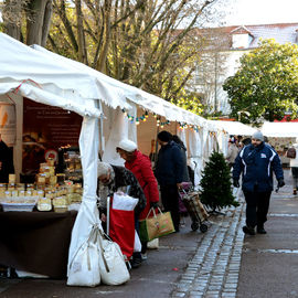 Marché gourmand, mini-ferme, ateliers cuisine et visite du Père Noël.