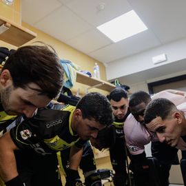 Sacrés champions de France de Nationale 2 lors du dernier match de la saison, les joueurs de l'USV Roller - Rink-Hockeymontent en Nationale 1 – Elite ![Photos Alex Bonnemaison]