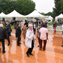 Heureux de se retrouver pour cet après-midi convivial et musical, nos Seniors ont bravé la pluie battante de ce 13 juillet!