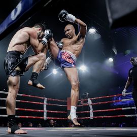 Une 4e édition du VBS qui met à l'honneur les femmes avec 3 combats féminin en boxe anglaise et pieds-poings.[Photos Lucile Cubin - Alex Bonnemaison - Sylvie Grima - Direction de la Communication]