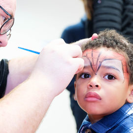 Pendant 2 semaines, la ville a choisi de mettre en valeur le droit à la santé des enfants avec des conférences et ateliers, des expos, des formations et de nombreuses animations et jeux pour les enfants et leurs parents.[photos Sylvie Grima / Lucile Cubin]