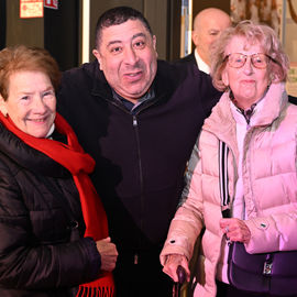 Samedi 20 janvier, toute la population de Villejuif était invitée à débuter l'année dans la convivialité autour d'un buffet, d'un moment musical et de la mise à l'honneur du monde sportif.[photos Lucile Cubin]