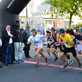 Un plateau élite relevé sur le 10km couru en moins de 29mn, de nombreux coureurs et marcheurs amateurs sur le 10, le 5 et le Run'N'Bike, et la relève déjà assurée avec les courses des jeunes l'après-midi!