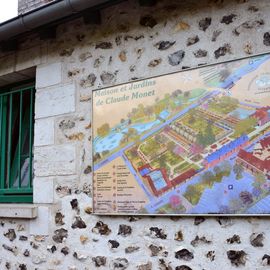 Les Seniors villejuifois à la découverte de Giverny : la fondation Claude Monet, son manoir normand et ses jardins, avant un déjeuner-dansant au Moulin de Fourges.