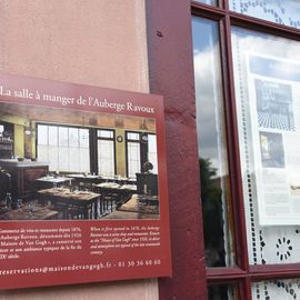 Parcours guidé sur les pas du peintre Van Gogh, au cœur de la période impressionniste, dans le village où le génie a posé son chevalet en 1890. Une balade picturale terminée par un goûter.