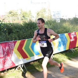 Une grande fête du sport avec près de 1500 coureur·se·s sur les 5/10km, courses jeunes et familles.Les vainqueurs des 10km ont battu le record de l'épreuve, avec la 8e meilleure performance mondiale chez les femmes!1700 euros ont été reversés à l’association Une maison au cœur de la vie, qui vient en aide aux familles dont les enfants sont hospitalisés à l’Institut Gustave-Roussy. Un grand merci aux 150 bénévoles, aux associations villejuifoises, et à tous les services de la ville.[Photos ©Anja Simonet / ©Raphaël Garnier]