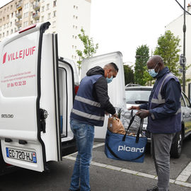 Commerces, services publics... la Ville mobilisée durant le confinement