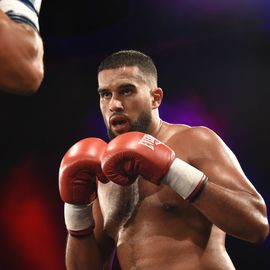 Revivez en images cette 3e édition du prestigieux gala de boxe, du ring aux coulisses.