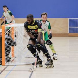 Sacrés champions de France de Nationale 2 lors du dernier match de la saison, les joueurs de l'USV Roller - Rink-Hockeymontent en Nationale 1 – Elite ![Photos Alex Bonnemaison]