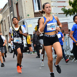 Un plateau élite relevé sur le 10km couru en moins de 29mn, de nombreux coureurs et marcheurs amateurs sur le 10, le 5 et le Run'N'Bike, et la relève déjà assurée avec les courses des jeunes l'après-midi!