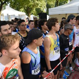 Une grande fête du sport avec près de 1500 coureur·se·s sur les 5/10km, courses jeunes et familles.Les vainqueurs des 10km ont battu le record de l'épreuve, avec la 8e meilleure performance mondiale chez les femmes!1700 euros ont été reversés à l’association Une maison au cœur de la vie, qui vient en aide aux familles dont les enfants sont hospitalisés à l’Institut Gustave-Roussy. Un grand merci aux 150 bénévoles, aux associations villejuifoises, et à tous les services de la ville.[Photos ©Anja Simonet / ©Raphaël Garnier]