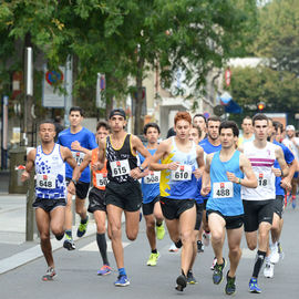 30e édition de la Corrida de Villejuif avec 2 courses adultes et 5 courses enfants.L'intégralité des photos des courses adultes sur https://t.co/T5aKXuC3KB