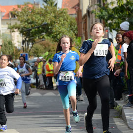 30e édition de la Corrida de Villejuif avec 2 courses adultes et 5 courses enfants.L'intégralité des photos des courses adultes sur https://t.co/T5aKXuC3KB