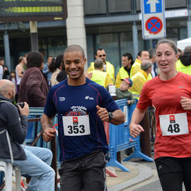 30e édition de la Corrida de Villejuif avec 2 courses adultes et 5 courses enfants.L'intégralité des photos des courses adultes sur https://t.co/T5aKXuC3KB