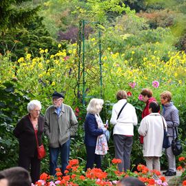 Les Seniors villejuifois à la découverte de Giverny : la fondation Claude Monet, son manoir normand et ses jardins, avant un déjeuner-dansant au Moulin de Fourges.