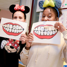 Pendant 2 semaines, la ville a choisi de mettre en valeur le droit à la santé des enfants avec des conférences et ateliers, des expos, des formations et de nombreuses animations et jeux pour les enfants et leurs parents.[photos Sylvie Grima / Lucile Cubin]