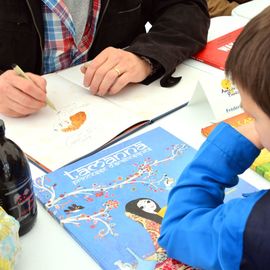 La littérature jeunesse à l'honneur avec au programme des dédicaces, des ateliers (pop-up, illustration, récit), des jeux et la remise des prix Lire et Elire décernés par 1000 élèves de Villejuif.