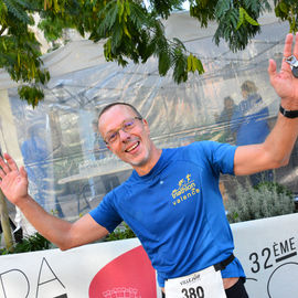 Un plateau élite relevé sur le 10km couru en moins de 29mn, de nombreux coureurs et marcheurs amateurs sur le 10, le 5 et le Run'N'Bike, et la relève déjà assurée avec les courses des jeunes l'après-midi!