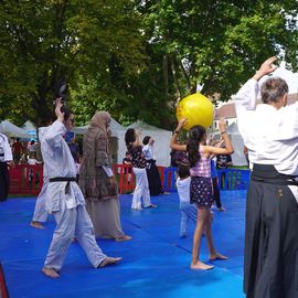 Vous étiez plusieurs milliers à parcourir les différents espaces thématiques du Forum de Rentrée, pour profiter des démonstrations et animations gratuites, et pour aller à la rencontre des 130 associations et clubs sportifs et des 20 services municipaux présents pour vous présenter leurs activités, On espère que chacun a pu trouver son bonheur pour s'épanouir cette année !