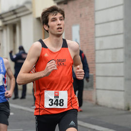 30e édition de la Corrida de Villejuif avec 2 courses adultes et 5 courses enfants.L'intégralité des photos des courses adultes sur https://t.co/T5aKXuC3KB