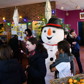 Retour en images sur les fêtes de Noël dans les Maisons pour tous, les Accueils de Loisirs, les ateliers dans les médiathèques ou encore les portes ouvertes de l'atelier 28.