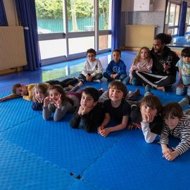 Zoom sur 3 activités enfance et jeunesse:
▪️ Surf à Paris
▪️ Initiation au pilotage de drones
▪️ Sortie à la Ferme Pédagogique

[Photos Alex Bonnemaison / Anja Simonet / Xiwen Wang]
