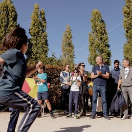 Avec près de 800 coureur·se·s et marcheur·se·s le matin et autant de jeunes et de familles l'après-midi, cette 34e édition a été de nouveau un événement sportif majeur à Villejuif et une journée de fête dans le parc des hautes-Bruyères baigné par le soleil d'automne !