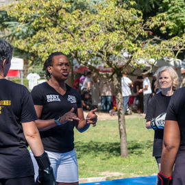 Malgré la chaleur, vous étiez très nombreux·ses ce samedi à arpenter les allées du Forum de rentrée pour rencontrer associations, clubs sportifs ou services municipaux pour vous renseigner sur les activités proposées à Villejuif.
Une journée riche en rencontres, qui, on l'espère, a permis de vous informer au mieux pour cette rentrée 2023-2024.
[photos Sylvie Grima]