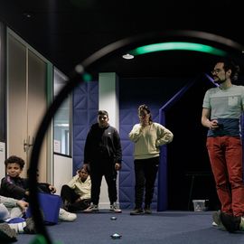 Zoom sur 3 activités enfance et jeunesse:
▪️ Surf à Paris
▪️ Initiation au pilotage de drones
▪️ Sortie à la Ferme Pédagogique

[Photos Alex Bonnemaison / Anja Simonet / Xiwen Wang]