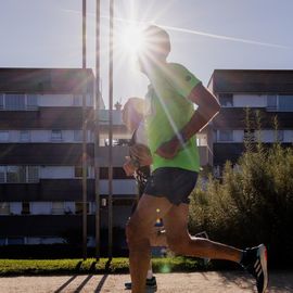 Avec près de 800 coureur·se·s et marcheur·se·s le matin et autant de jeunes et de familles l'après-midi, cette 34e édition a été de nouveau un événement sportif majeur à Villejuif et une journée de fête dans le parc des hautes-Bruyères baigné par le soleil d'automne !